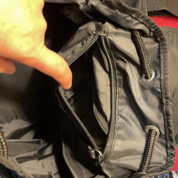 POLO SPORT Ralph Lauren drawstring backpack/purse.🎒 In excellent used condition. - Picture 13 of 15